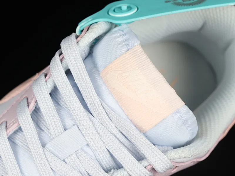 All categories Nk SB Dunk series Nk SB Dunk Low low-top sneakers F version special price Nk Dunk SB Low blue purple pink SB smashed backboard fashion casual sneakers DD1503-001